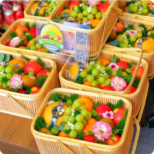 Trái cây tươi | Giỏ Quà Trái Cây Nhập Tông Xanh Lá 1